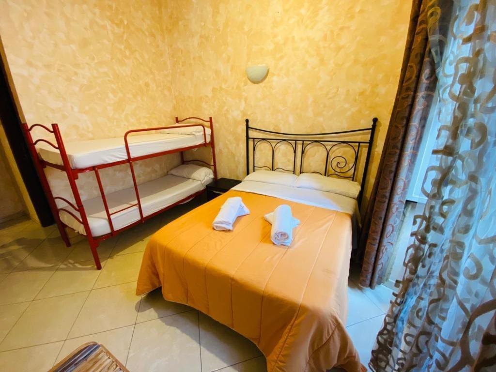 Rose Village Guest House ローマ エクステリア 写真