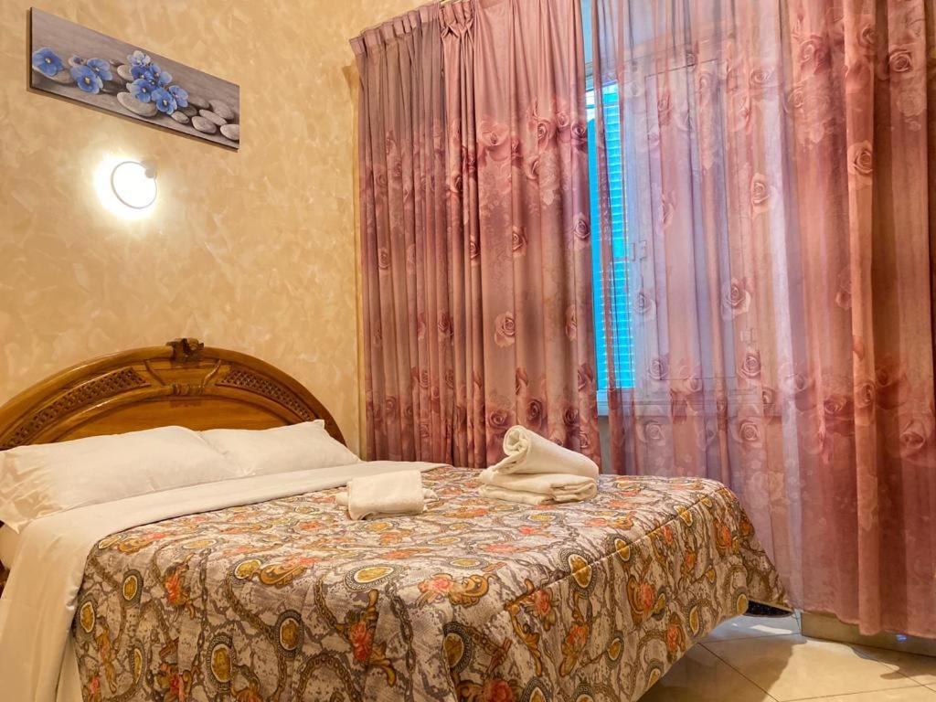 Rose Village Guest House ローマ エクステリア 写真